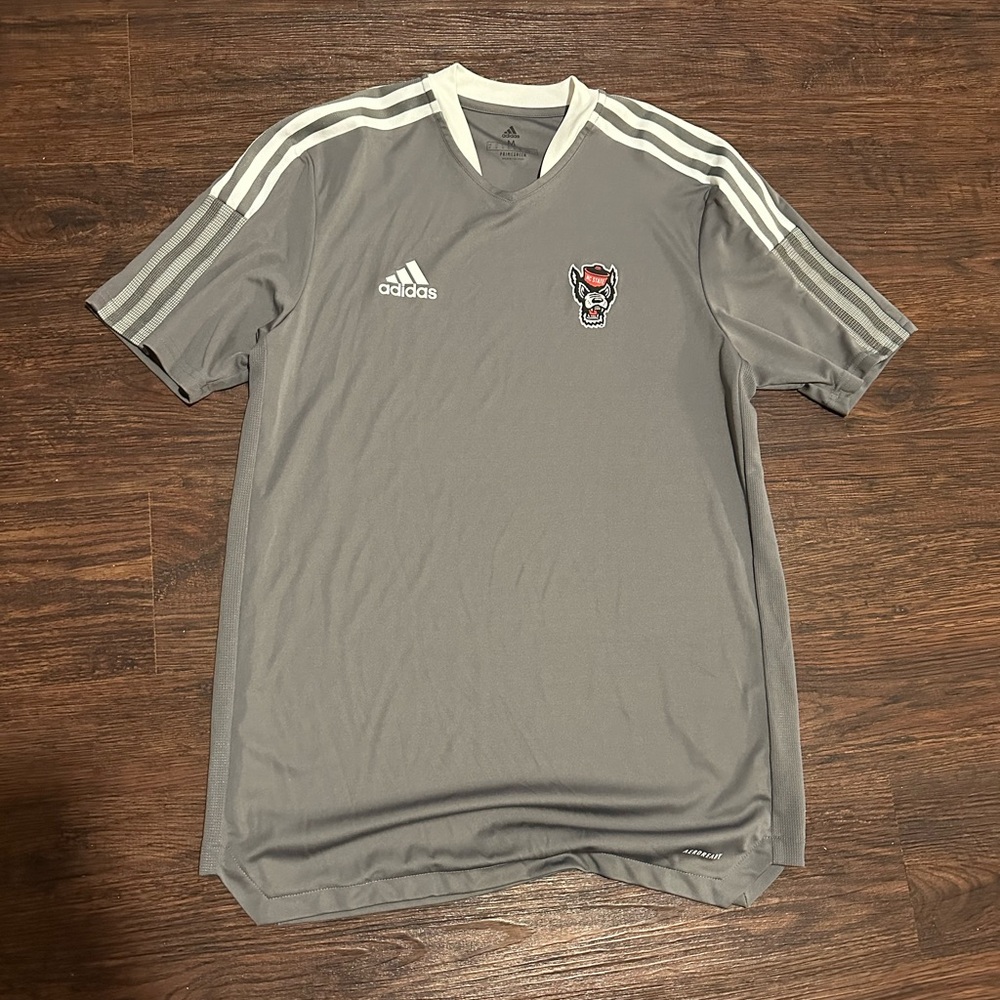 NC State adidas Men’s Logo Shirt